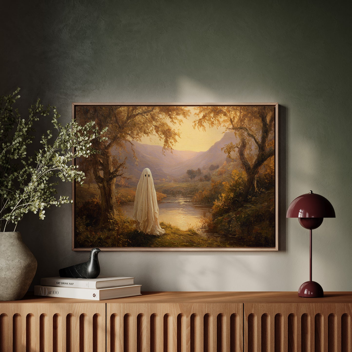 A Silent Watcher at Dusk