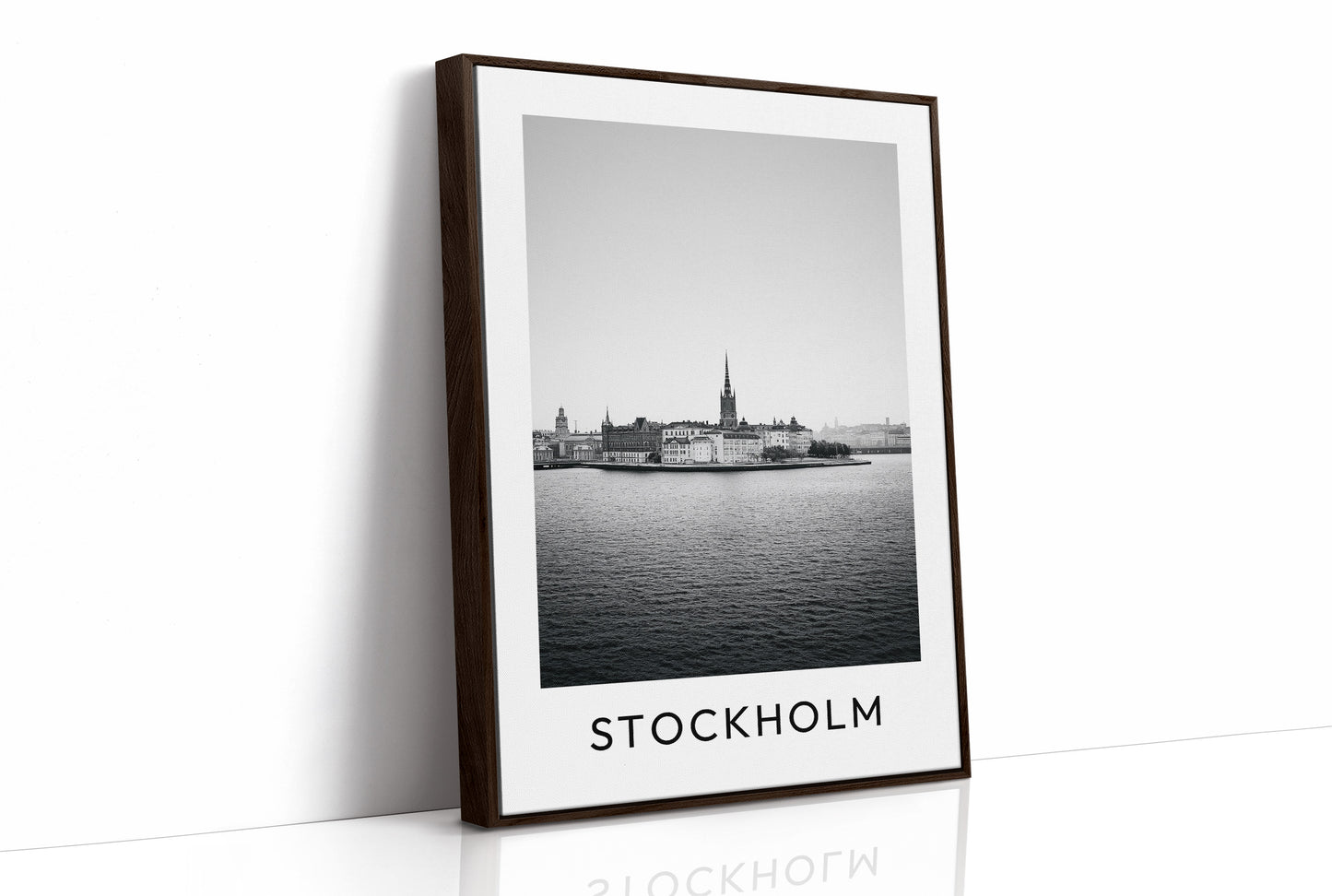 Gamla Stan, Across Water