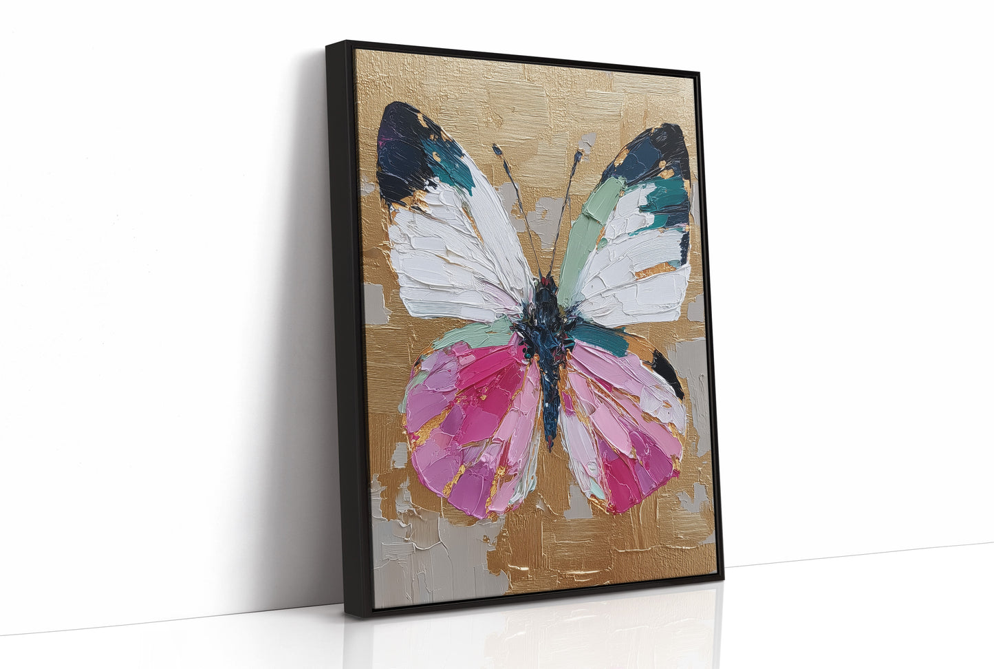 She Arrived in All Her Colors
