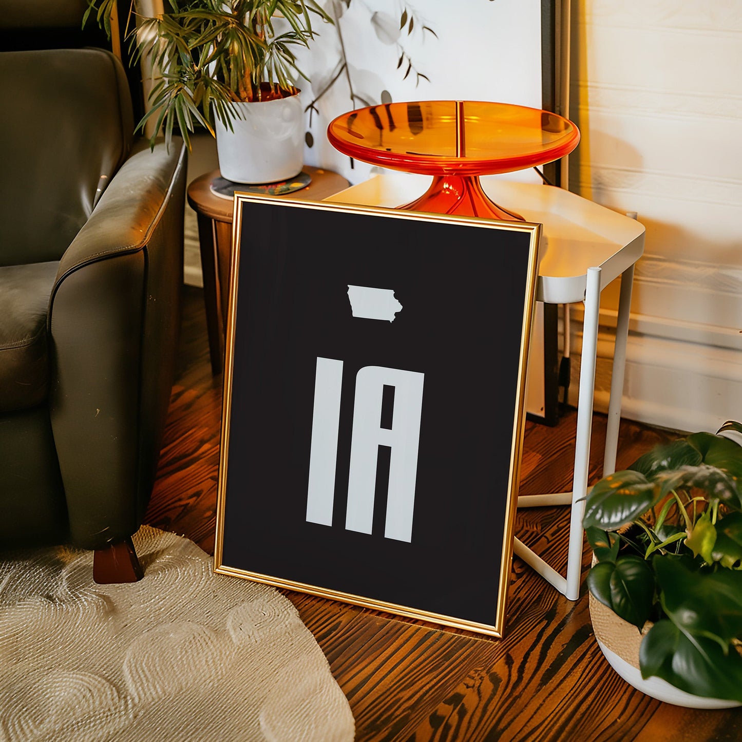 Iowa Letters Stand Bold And True