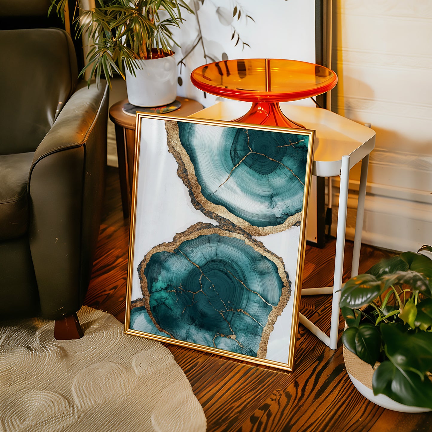 Ancient Rings and Golden Veins