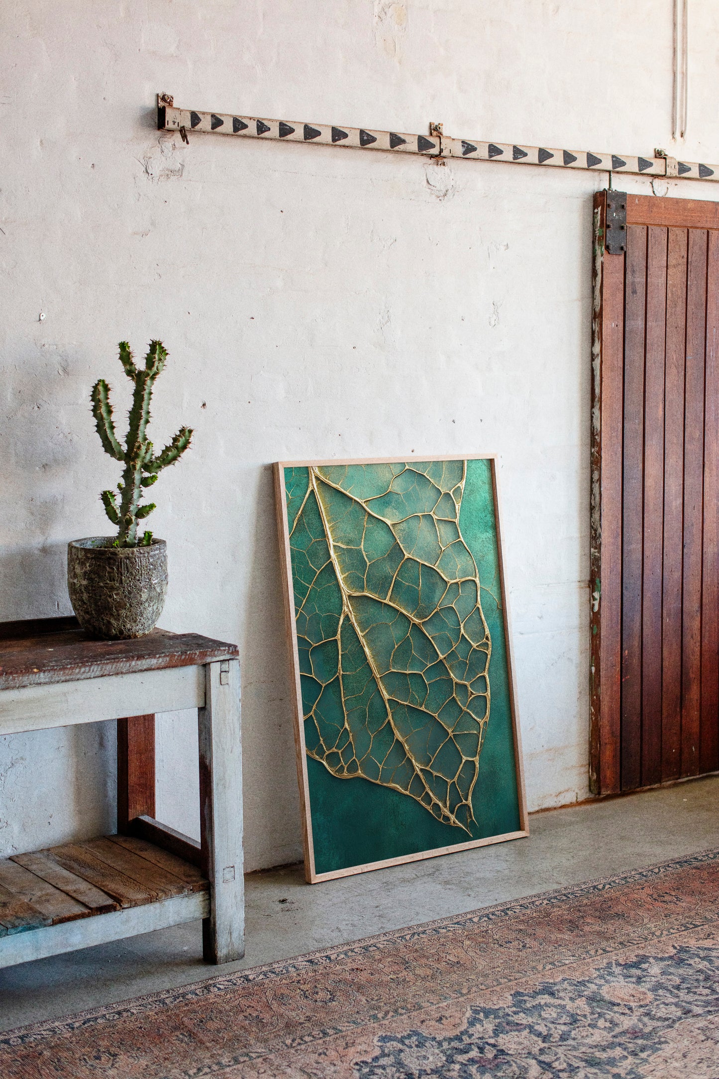 Golden Vein Leaf on Emerald