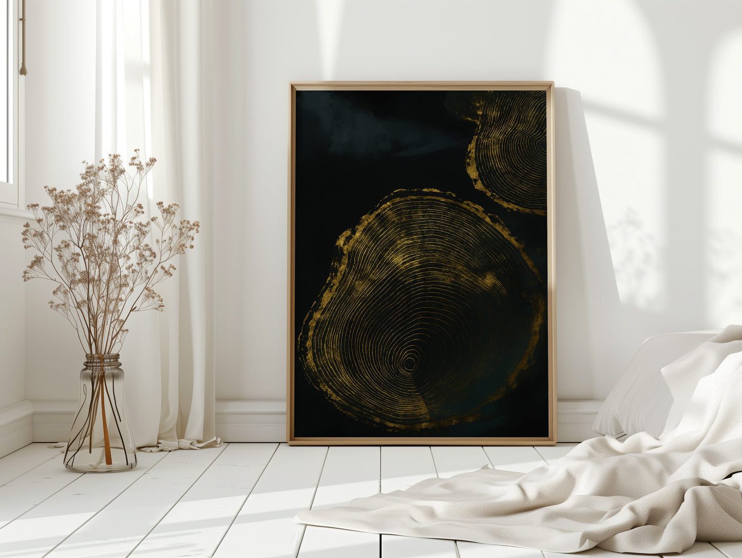 Shadow Rings in Gold