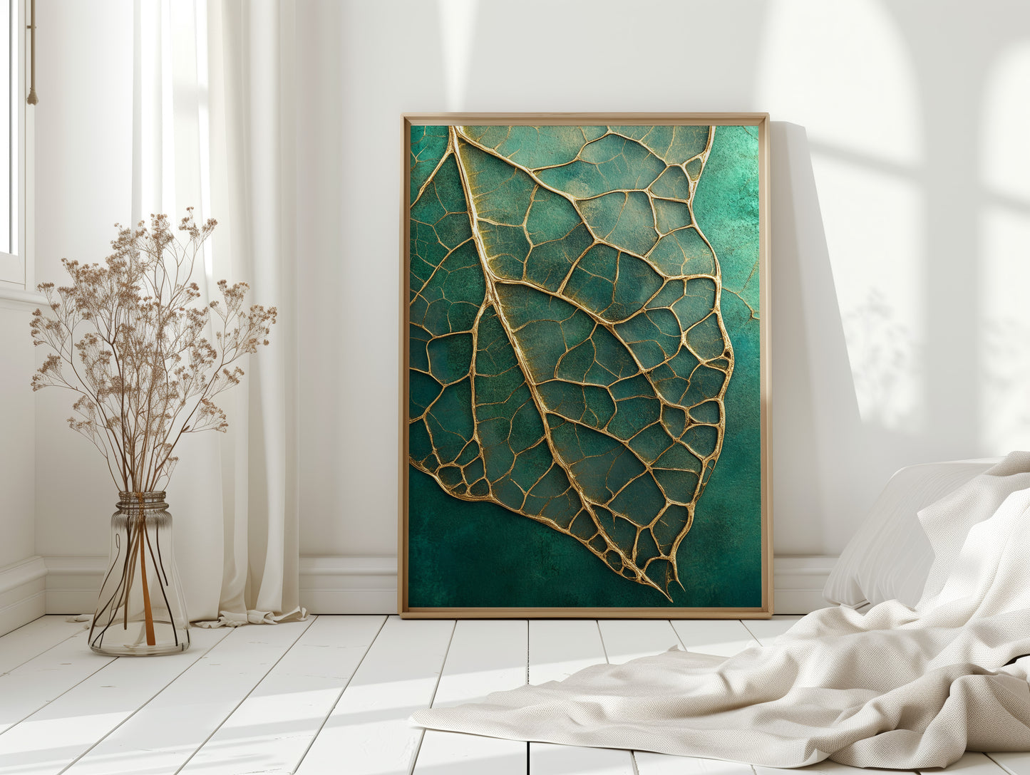 Golden Vein Leaf on Emerald