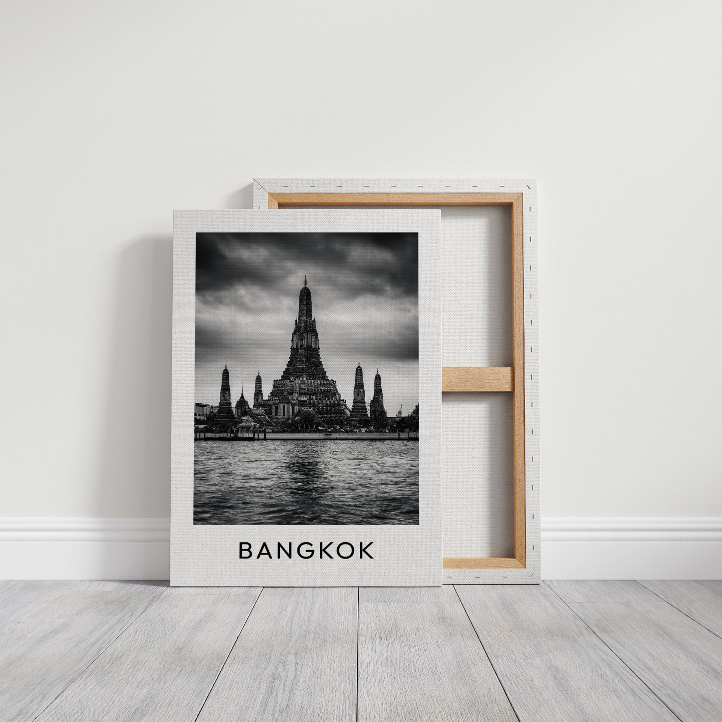 Wat Arun, Storm Light