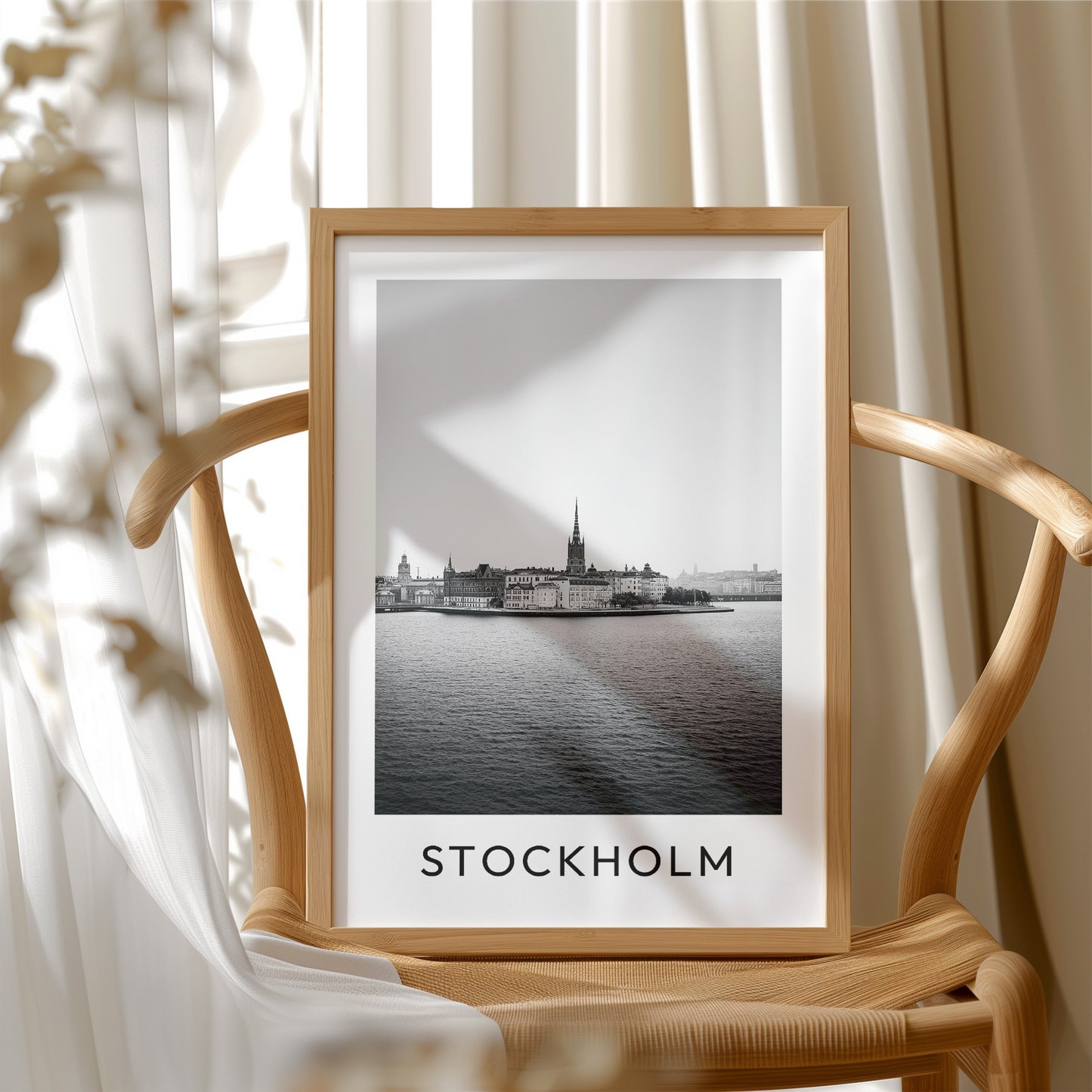 Gamla Stan, Across Water