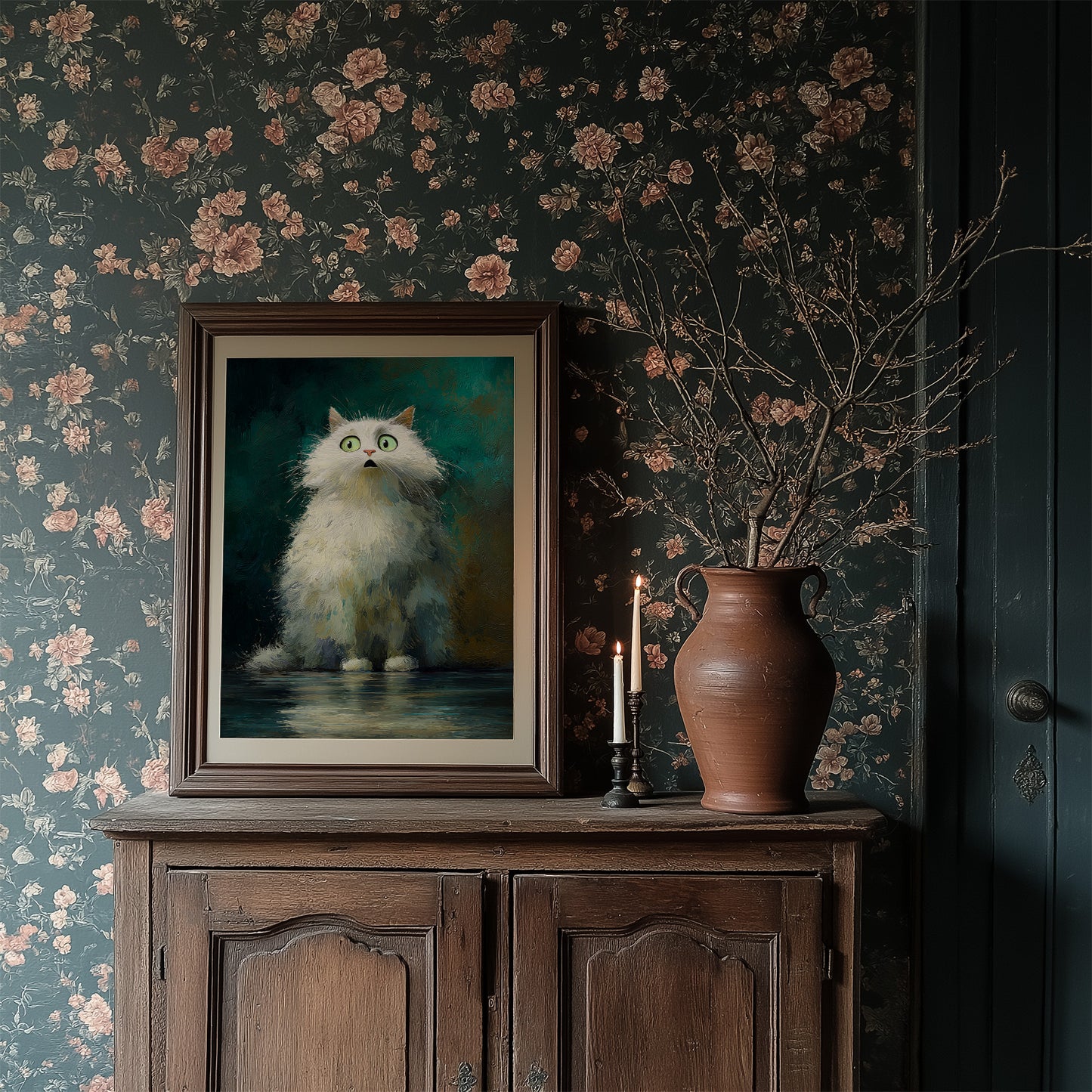 Emerald Eyes Meet Midnight Wonder