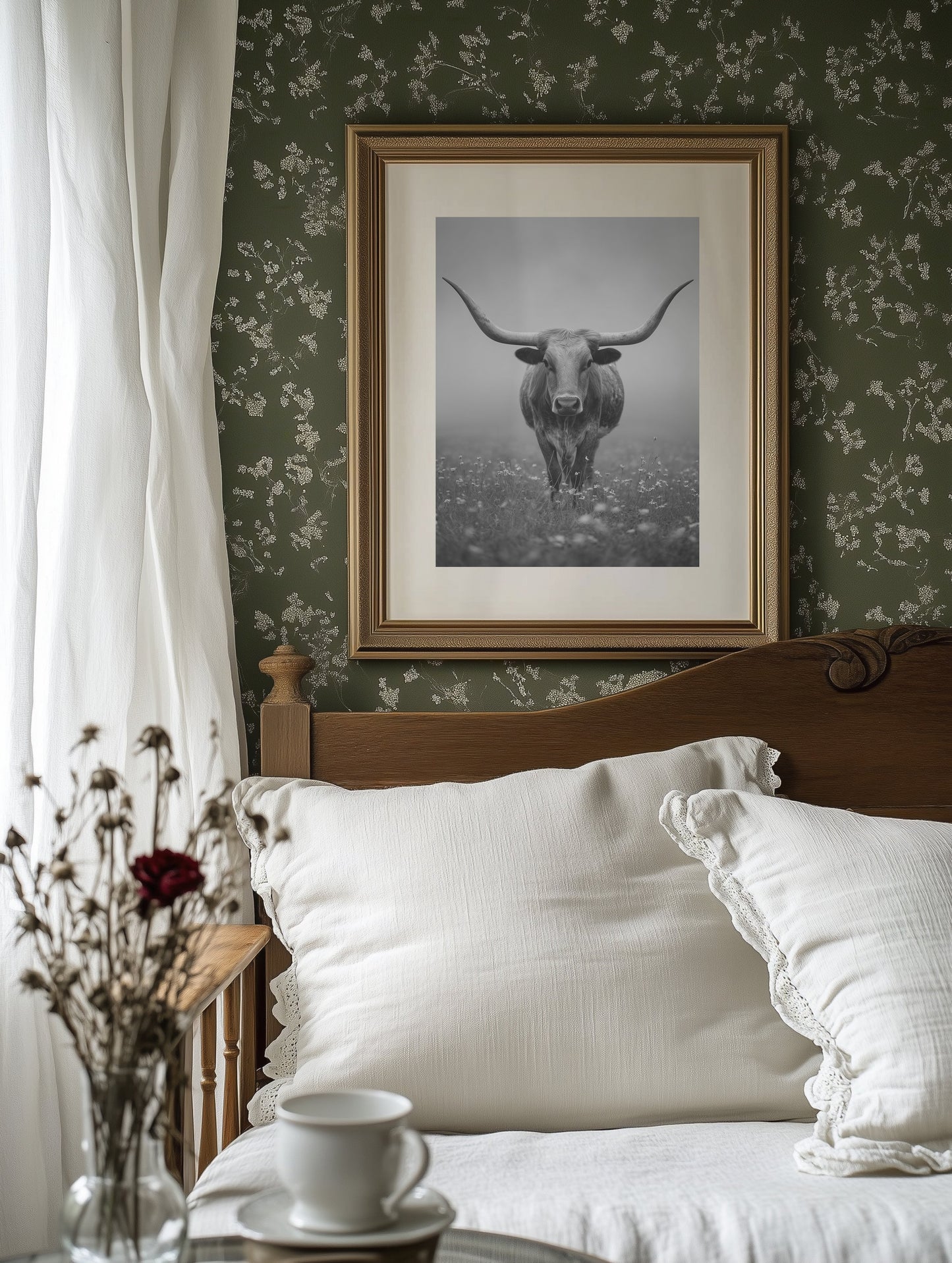 Longhorn's Steady Gaze Endures