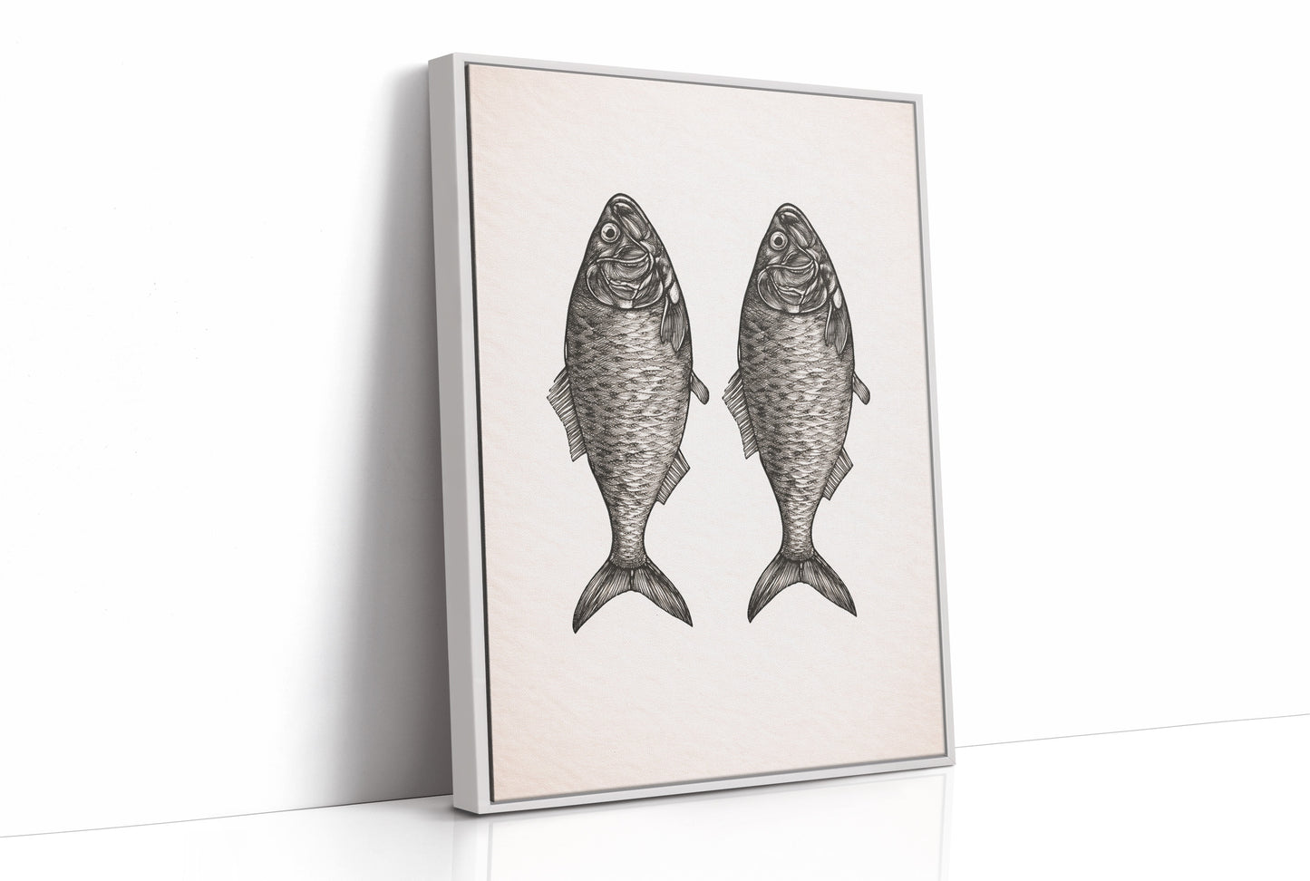 Mirrored Catch: Anatomical Fish Study