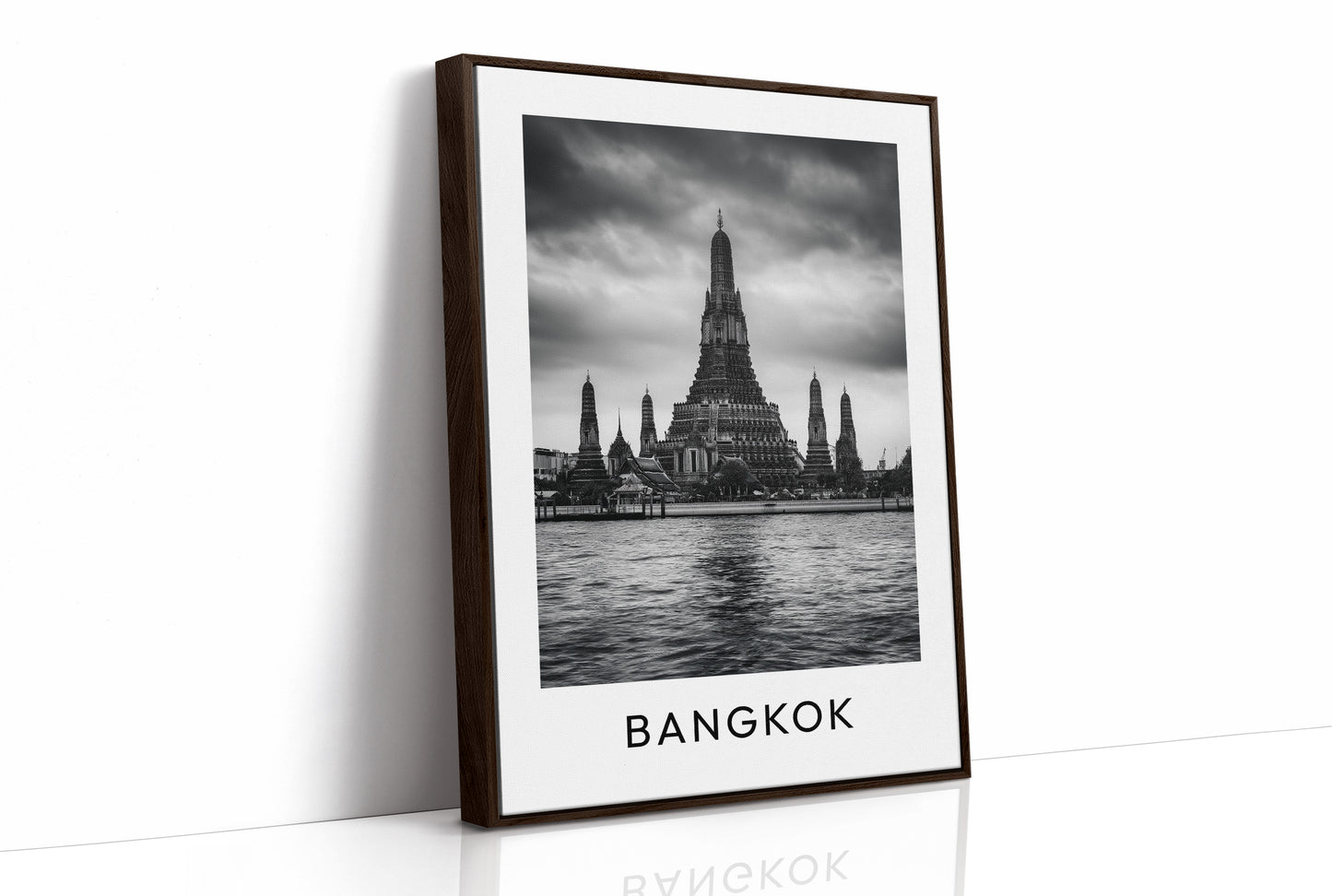 Wat Arun, Storm Light