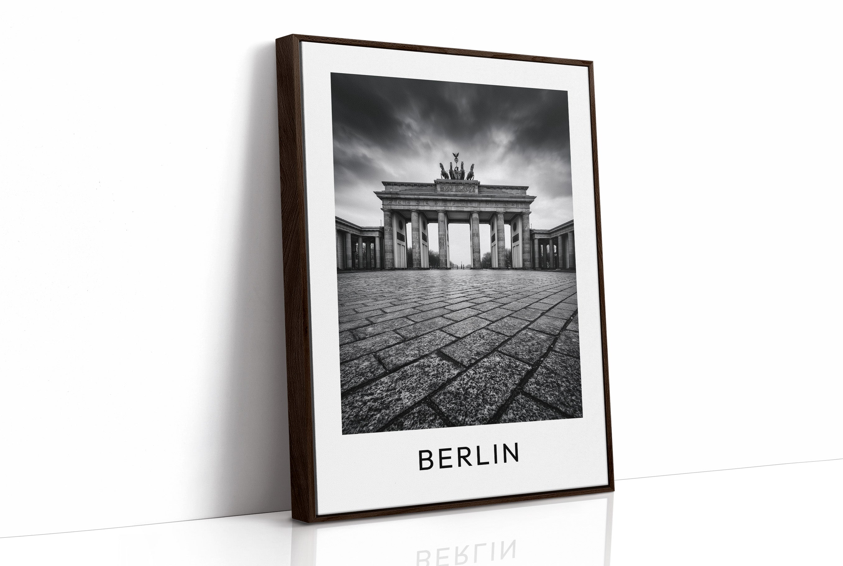 Brandenburg Gate, Empty Square