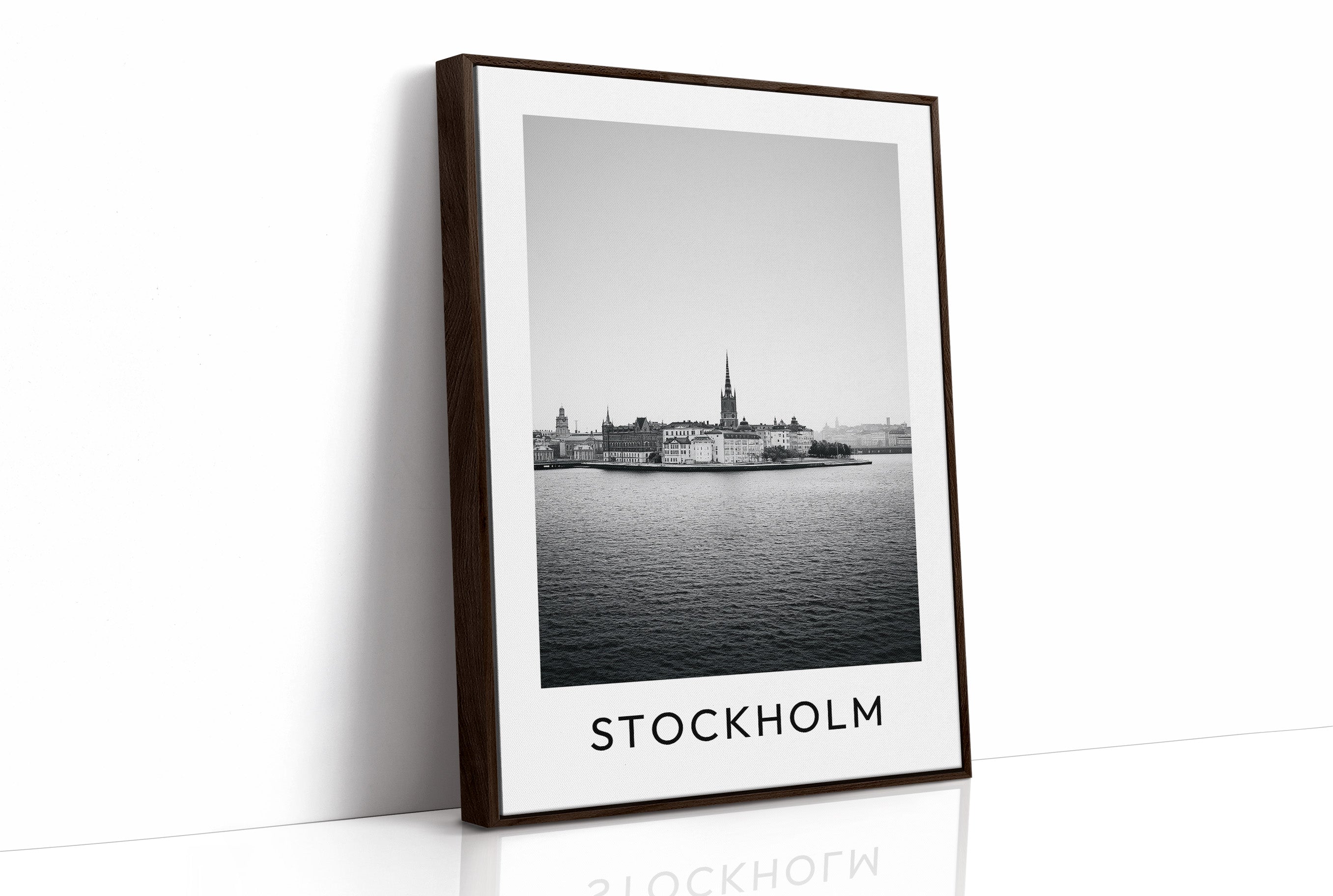 Gamla Stan, Across Water