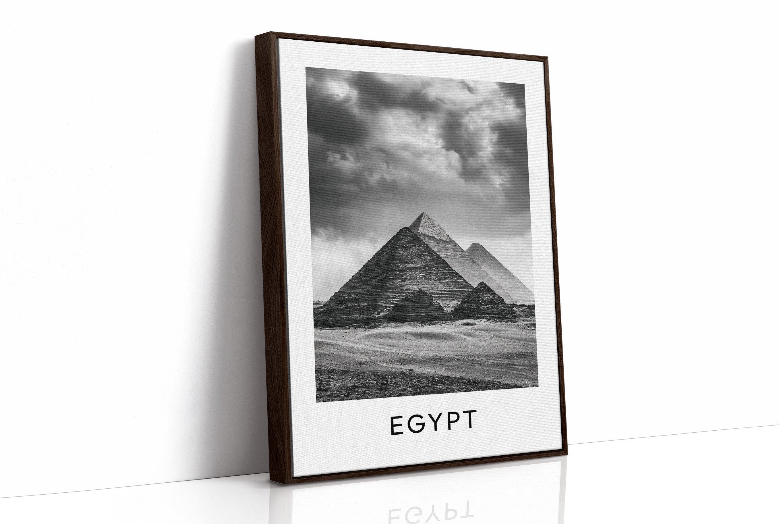 Giza, Beneath the Storm