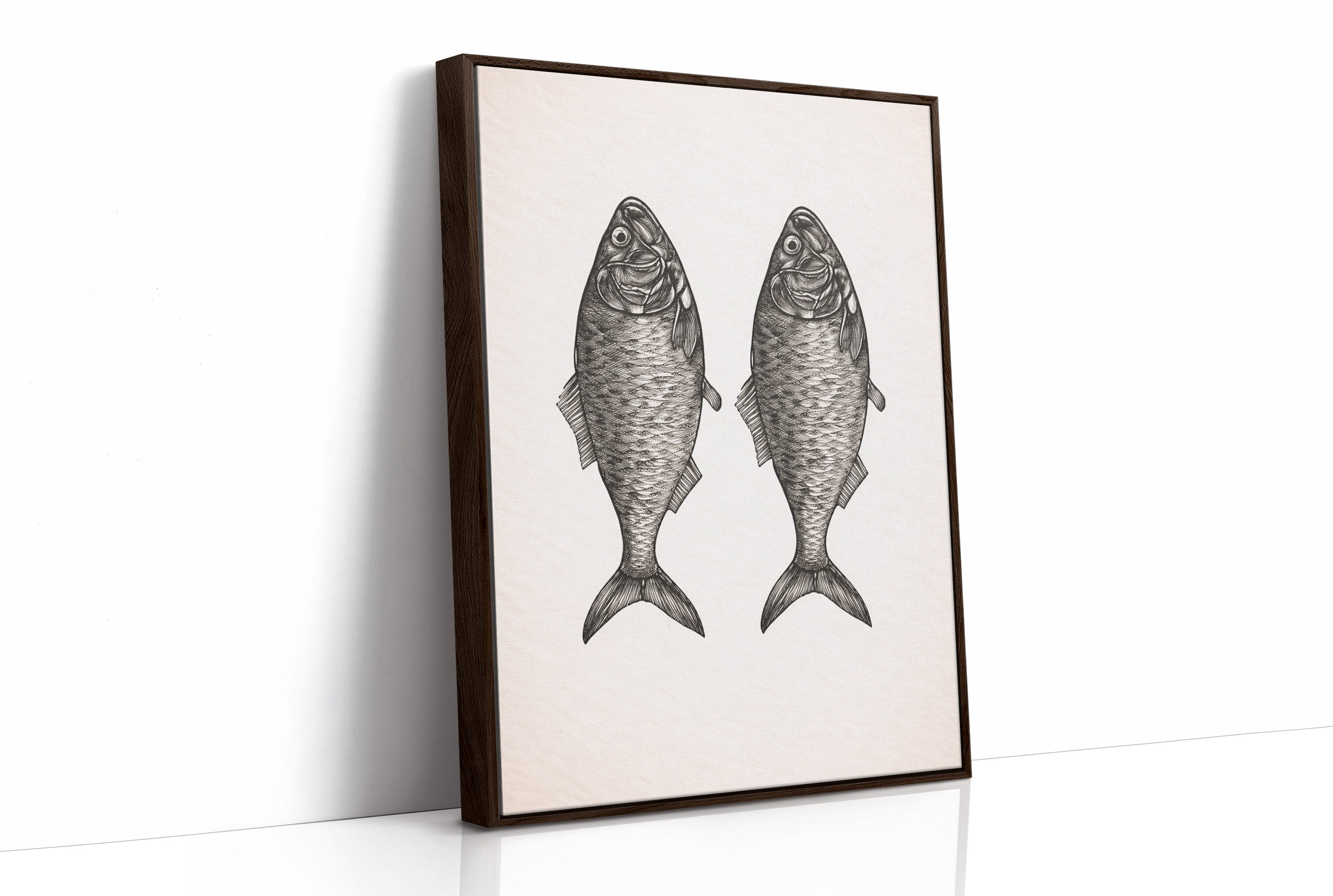 Mirrored Catch: Anatomical Fish Study