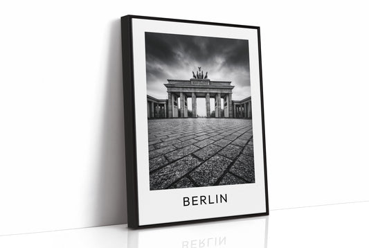 Brandenburg Gate, Empty Square