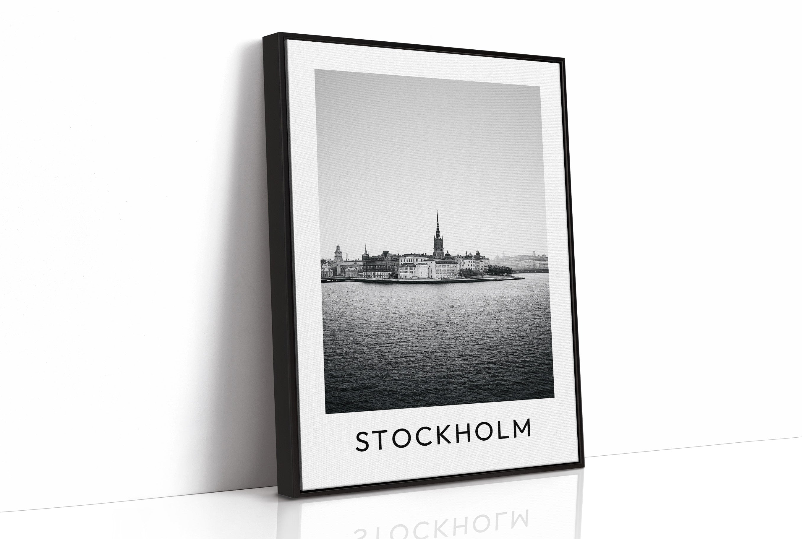 Gamla Stan, Across Water