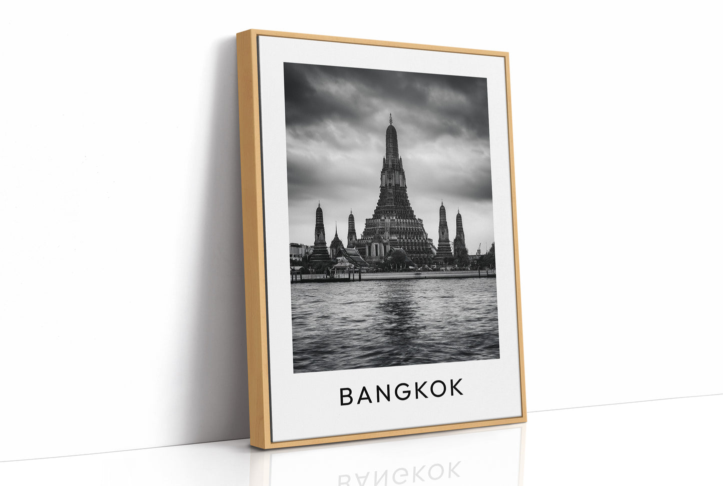 Wat Arun, Storm Light