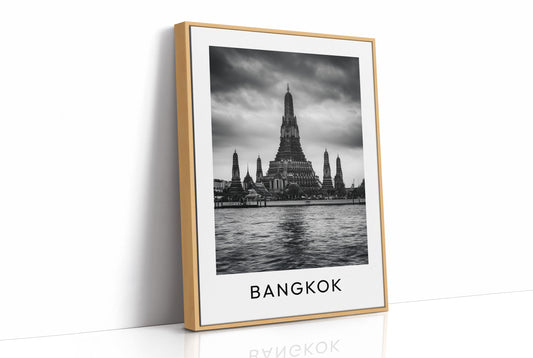 Wat Arun, Storm Light