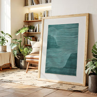 Tides Flow In Emerald Lines