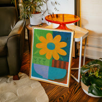 Summer Daisy Plays With Color