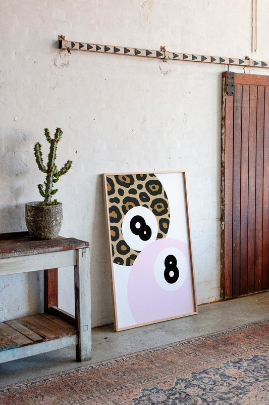 Lucky Eight Meets Wild Spots