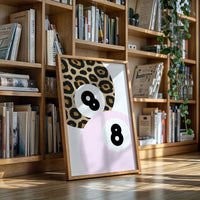 Lucky Eight Meets Wild Spots