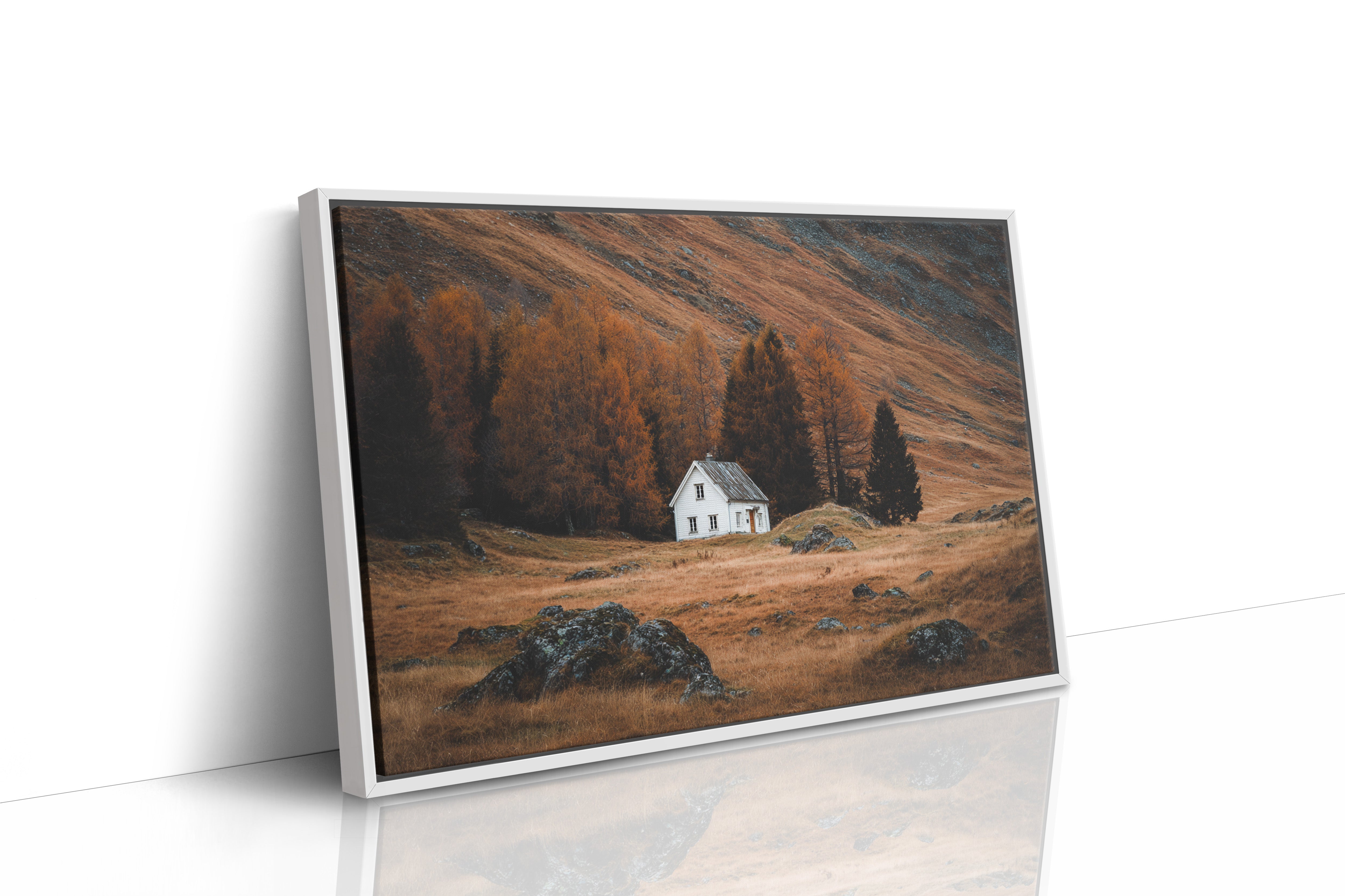 Copper Hills Shield White Cottage