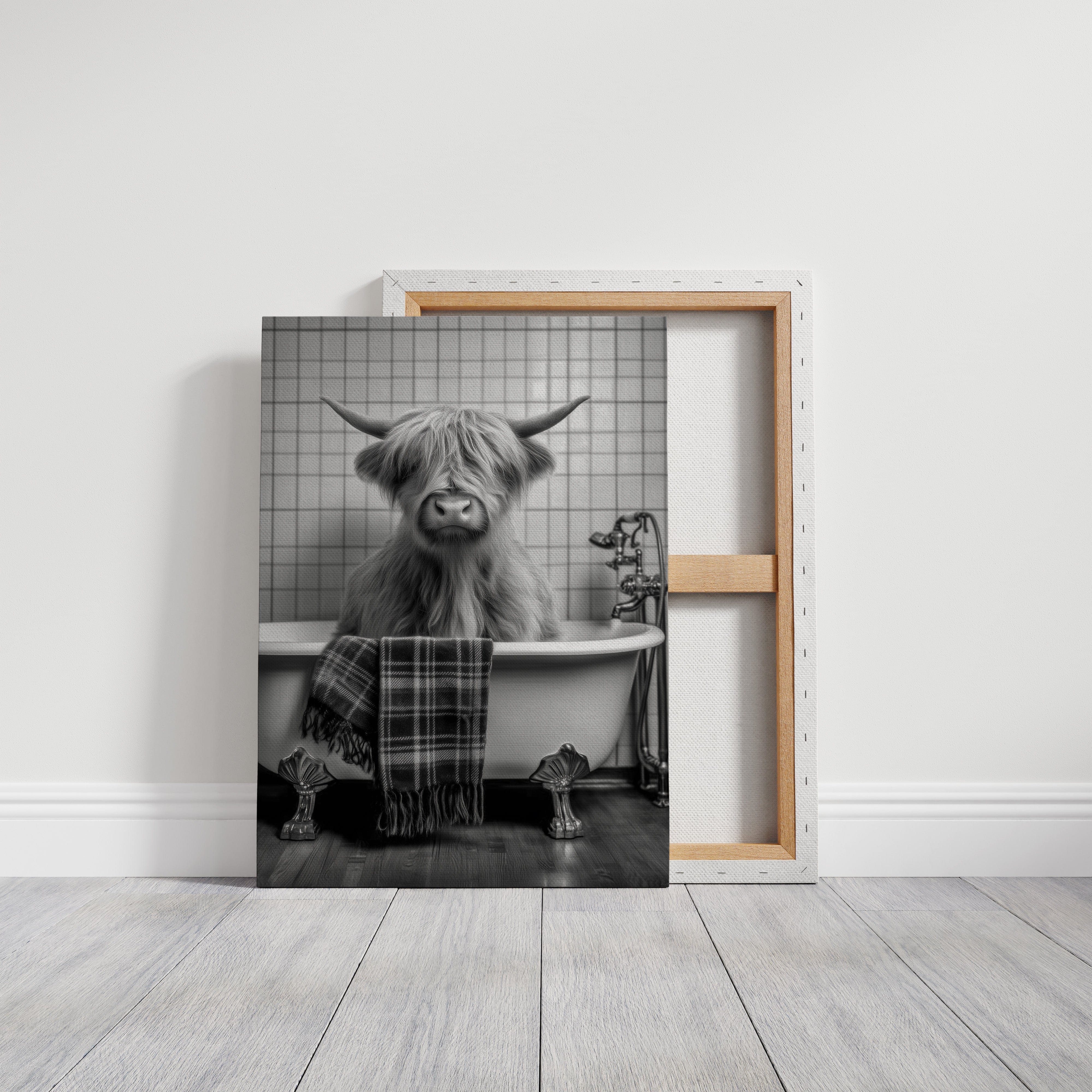 Highland Cow Takes A Luxurious Bath