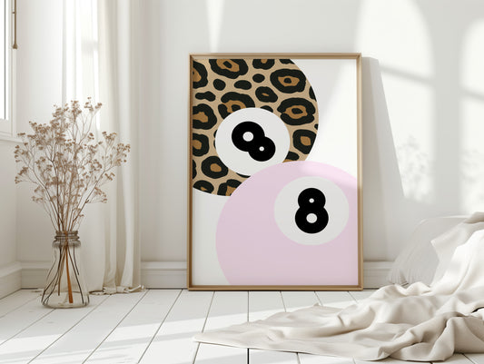 Lucky Eight Meets Wild Spots