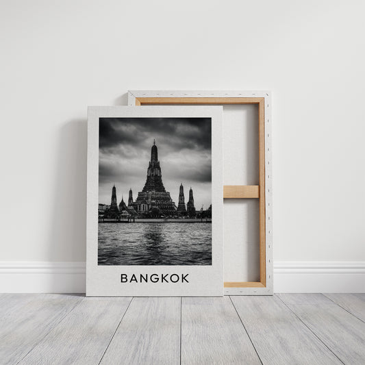 Wat Arun, Storm Light