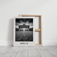 Brandenburg Gate, Empty Square