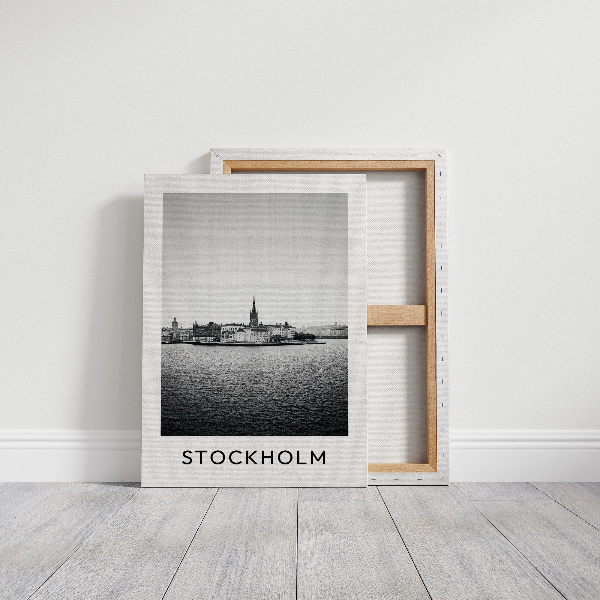 Gamla Stan, Across Water