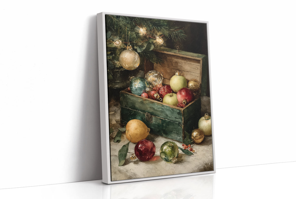 Ornament Box: An Apple Snuck In