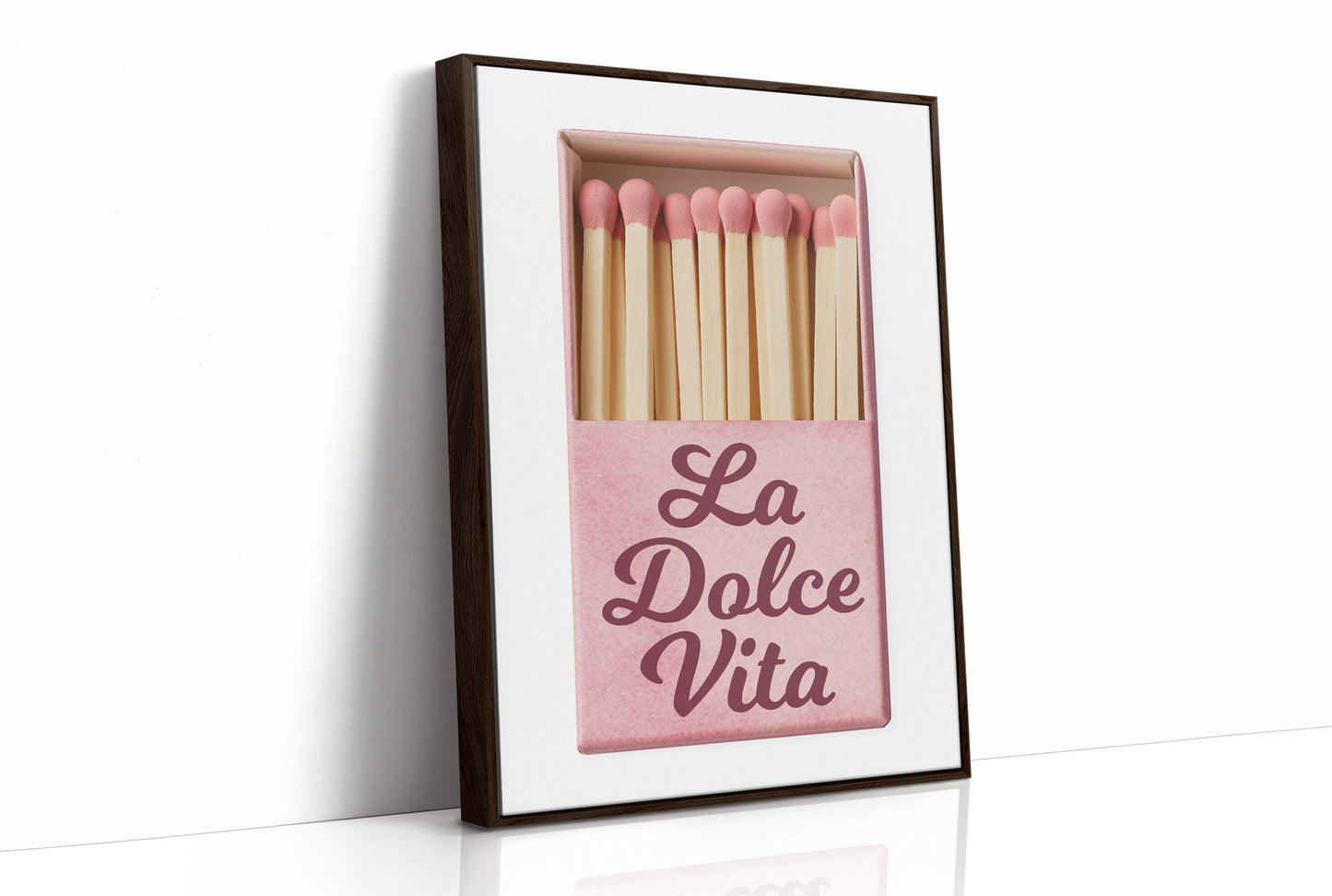 La Dolce Vita, Lit and Living