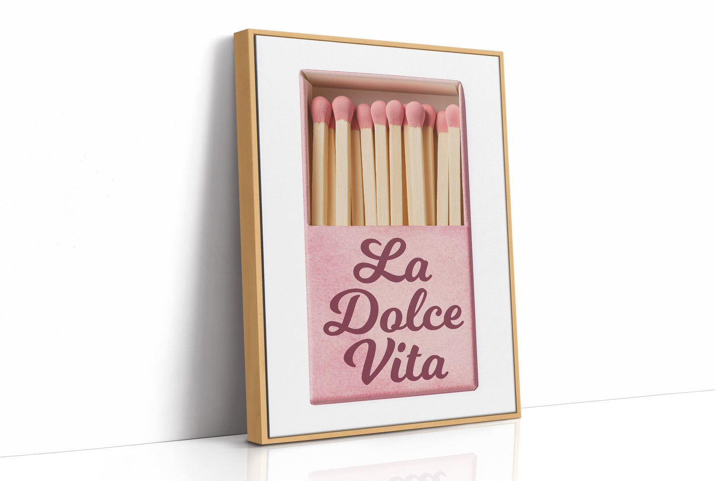 La Dolce Vita, Lit and Living
