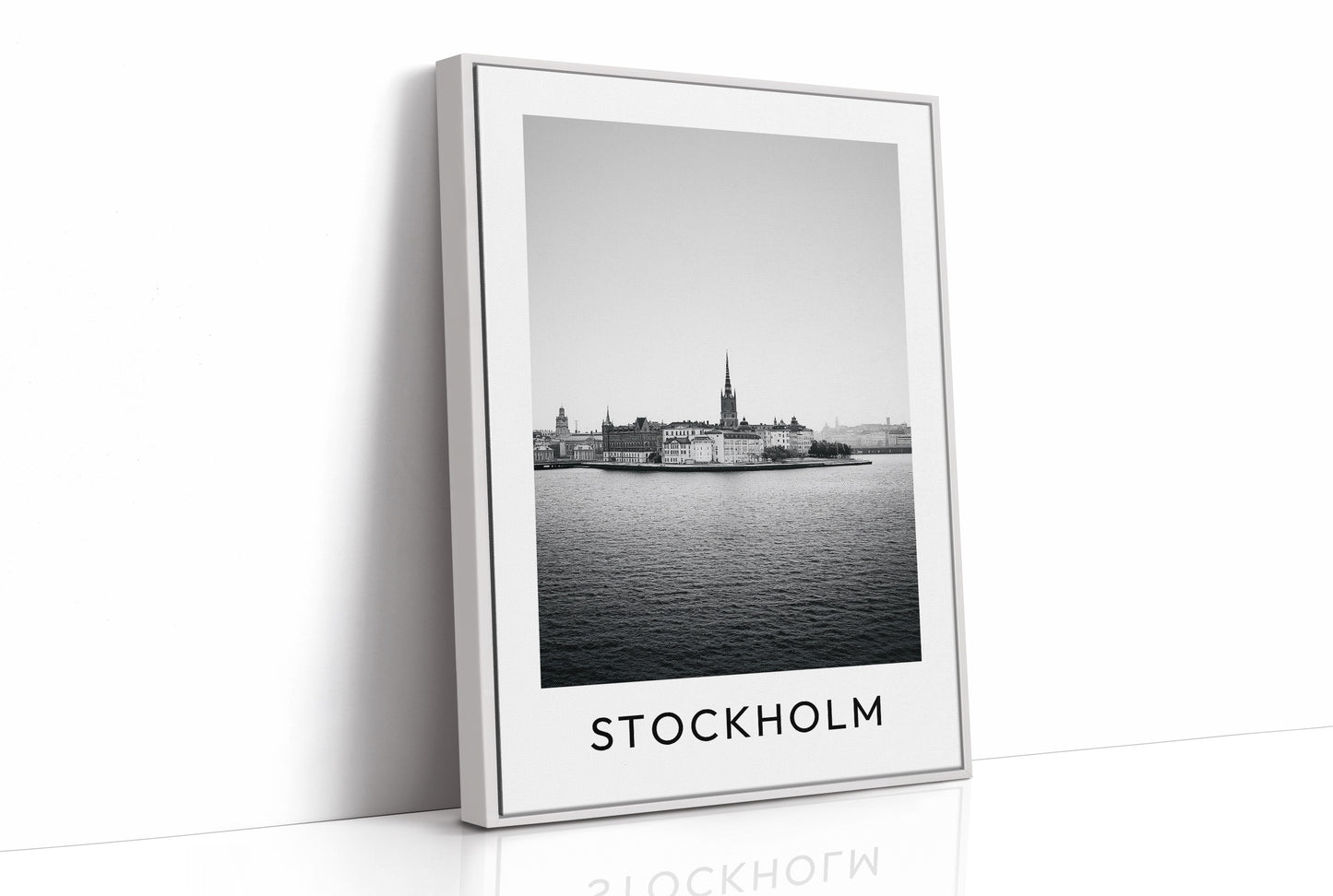 Gamla Stan, Across Water
