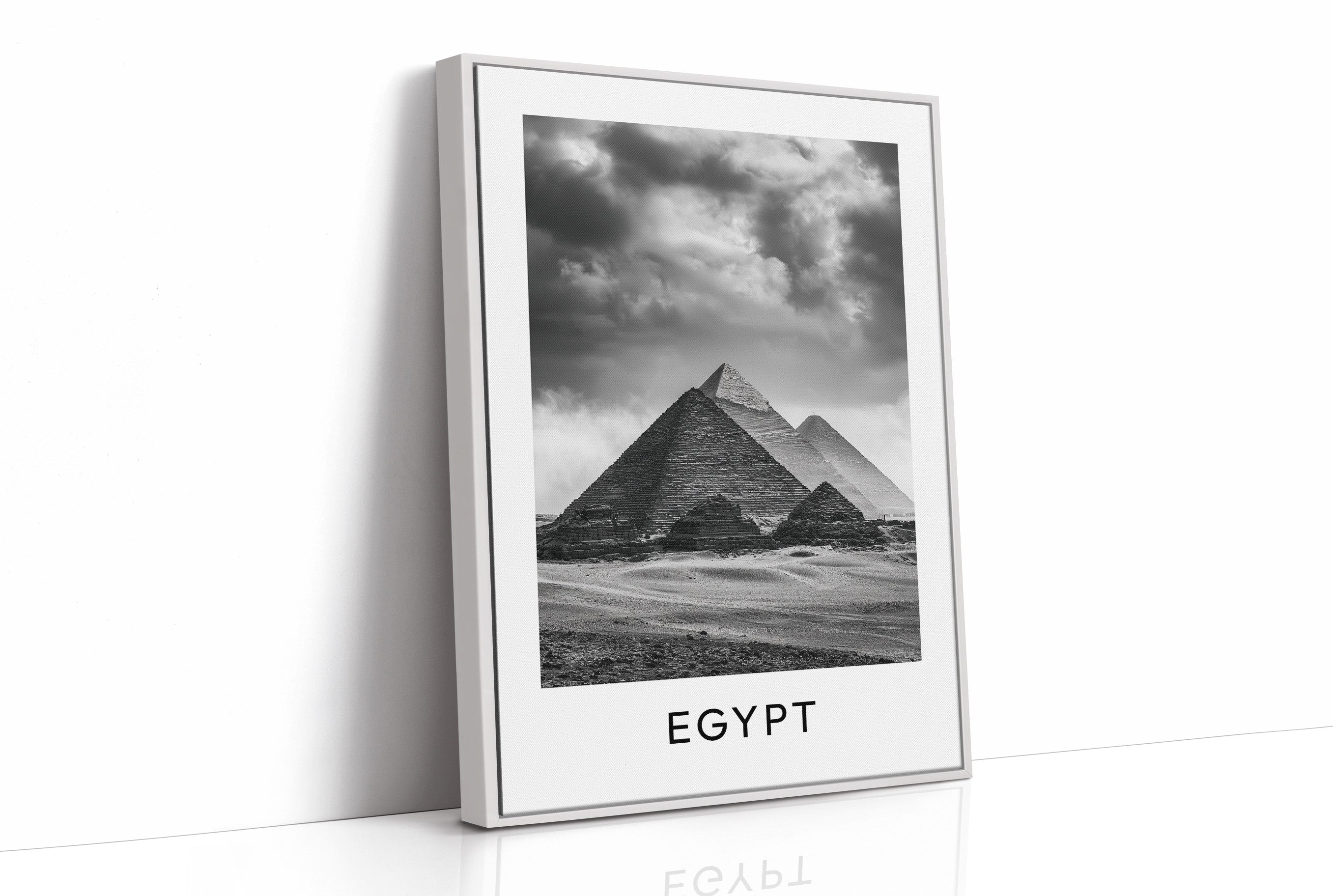 Giza, Beneath the Storm