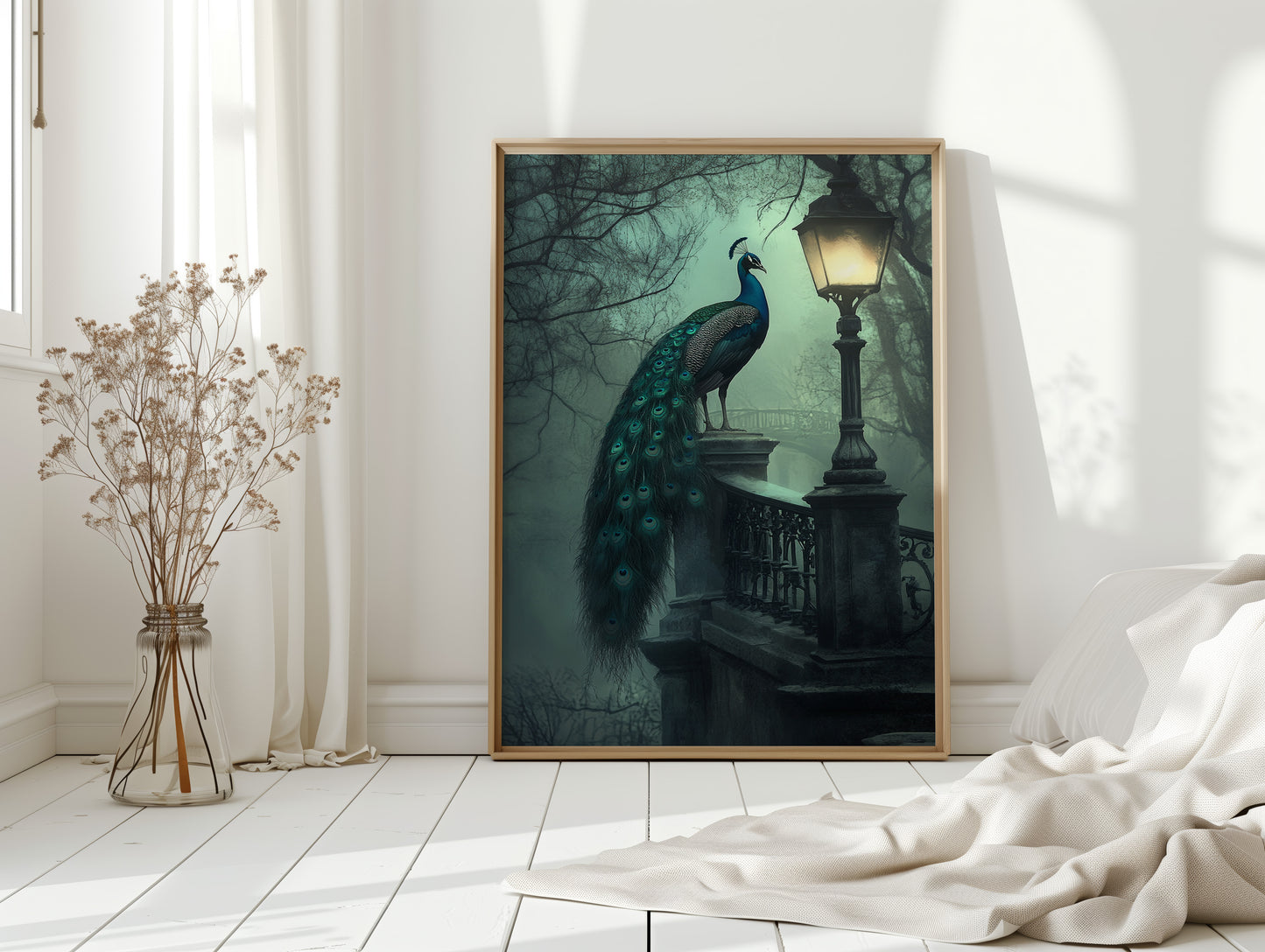 The Lantern's Regal Guardian