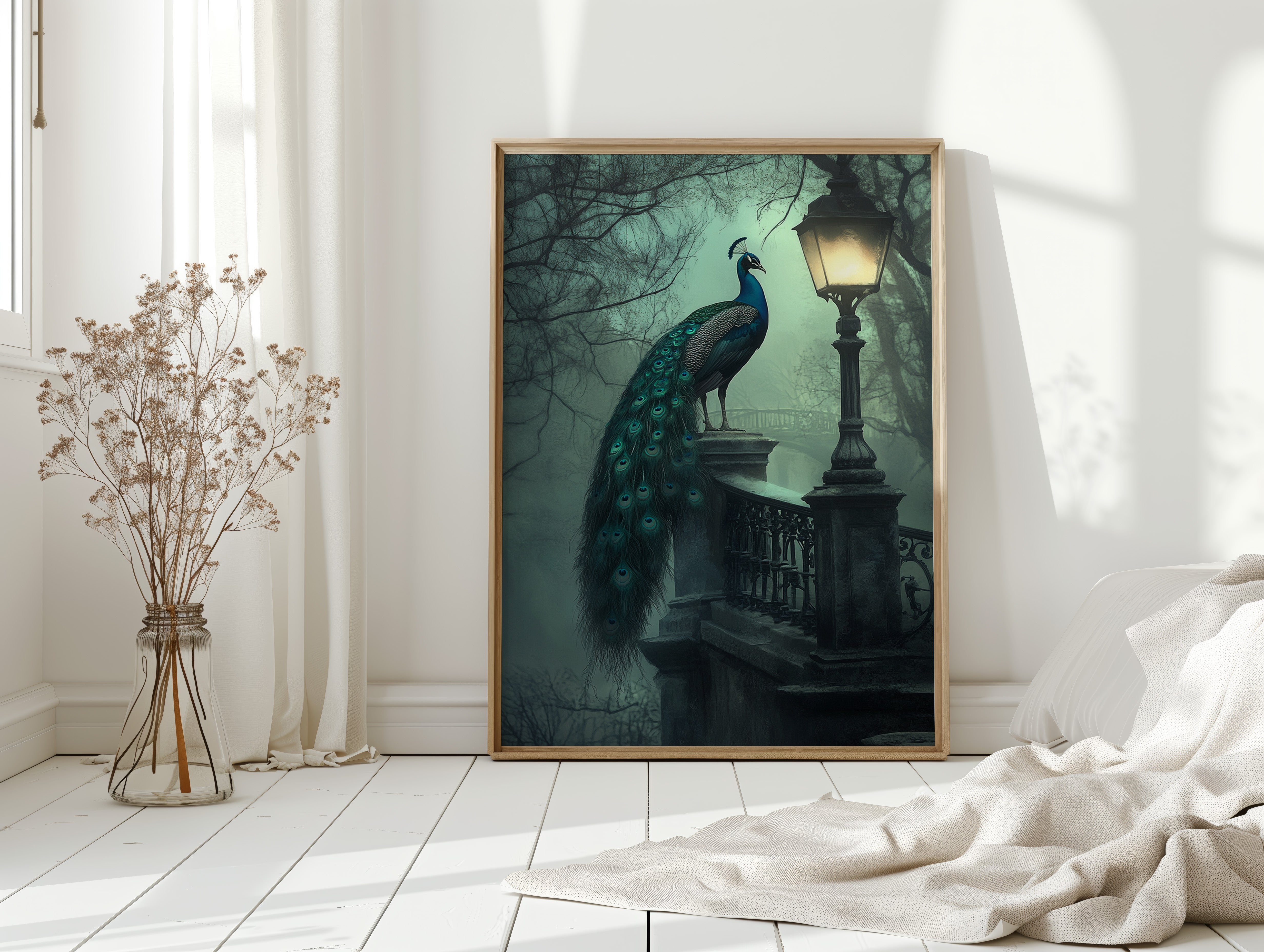 The Lantern's Regal Guardian