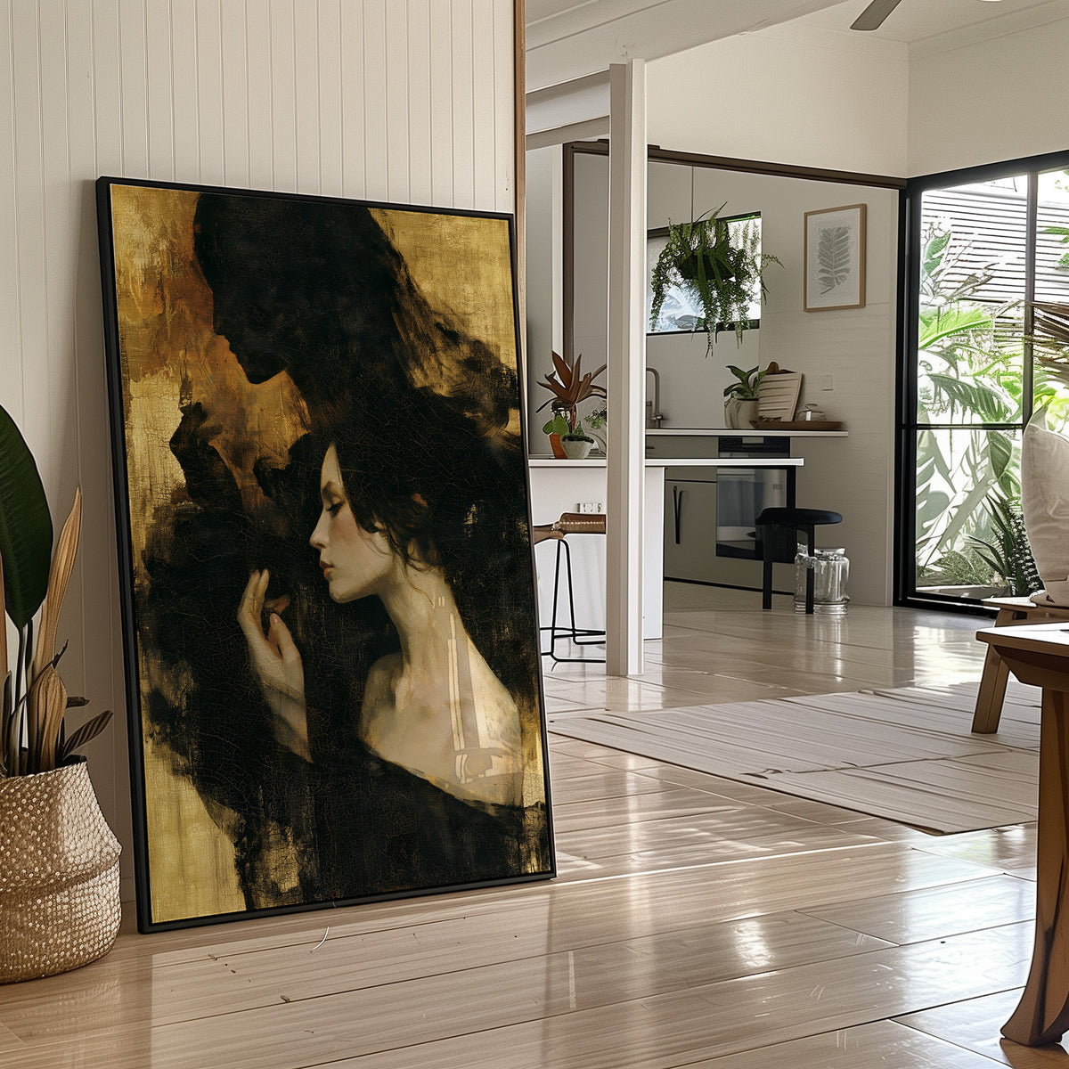 Gilded Woman, Quiet Profile