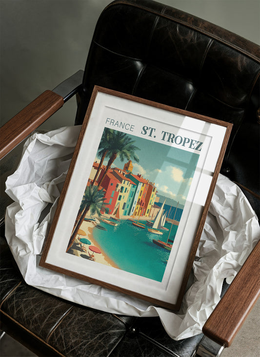 Harbor Light in St Tropez