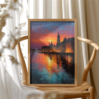 The City That Glows at Dusk