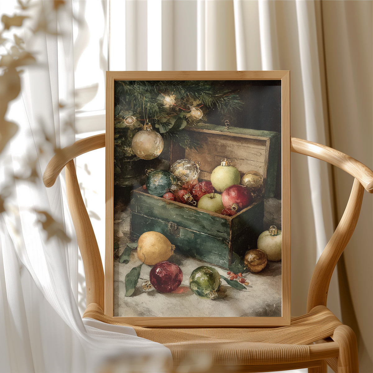 Ornament Box: An Apple Snuck In