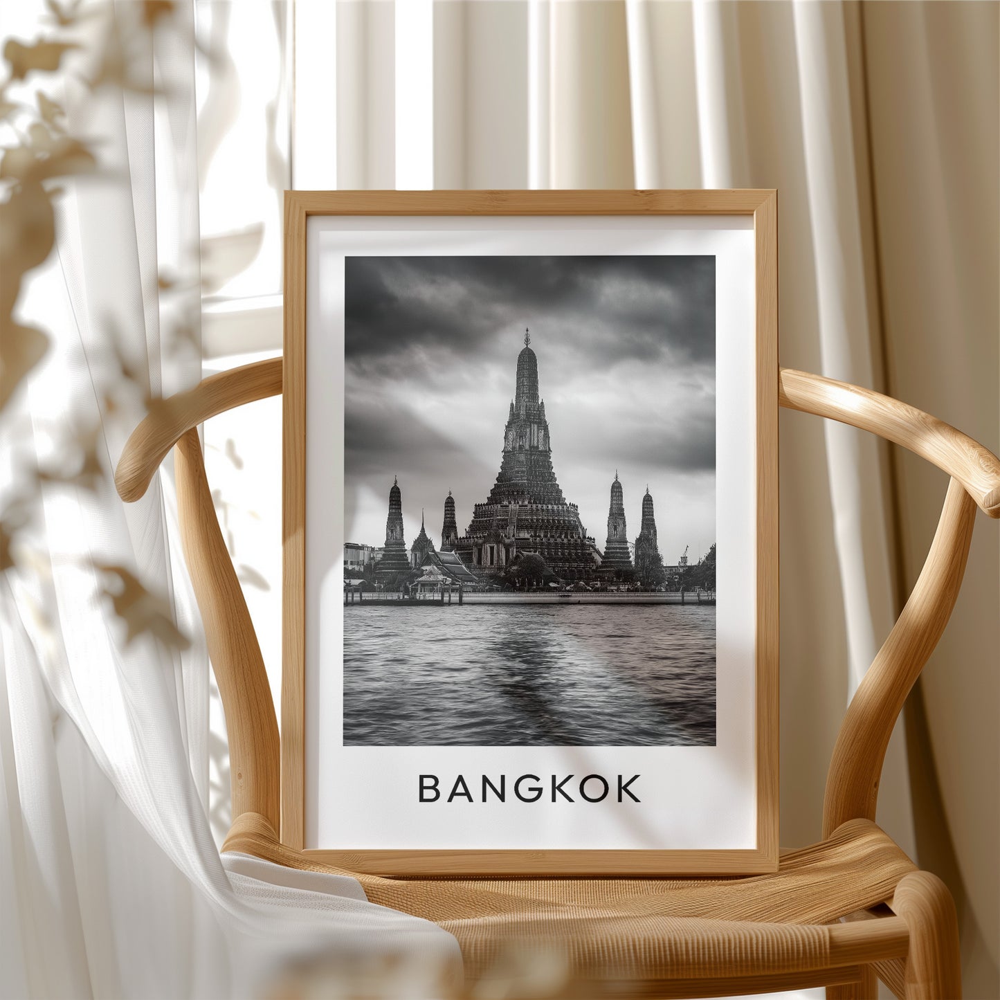 Wat Arun, Storm Light