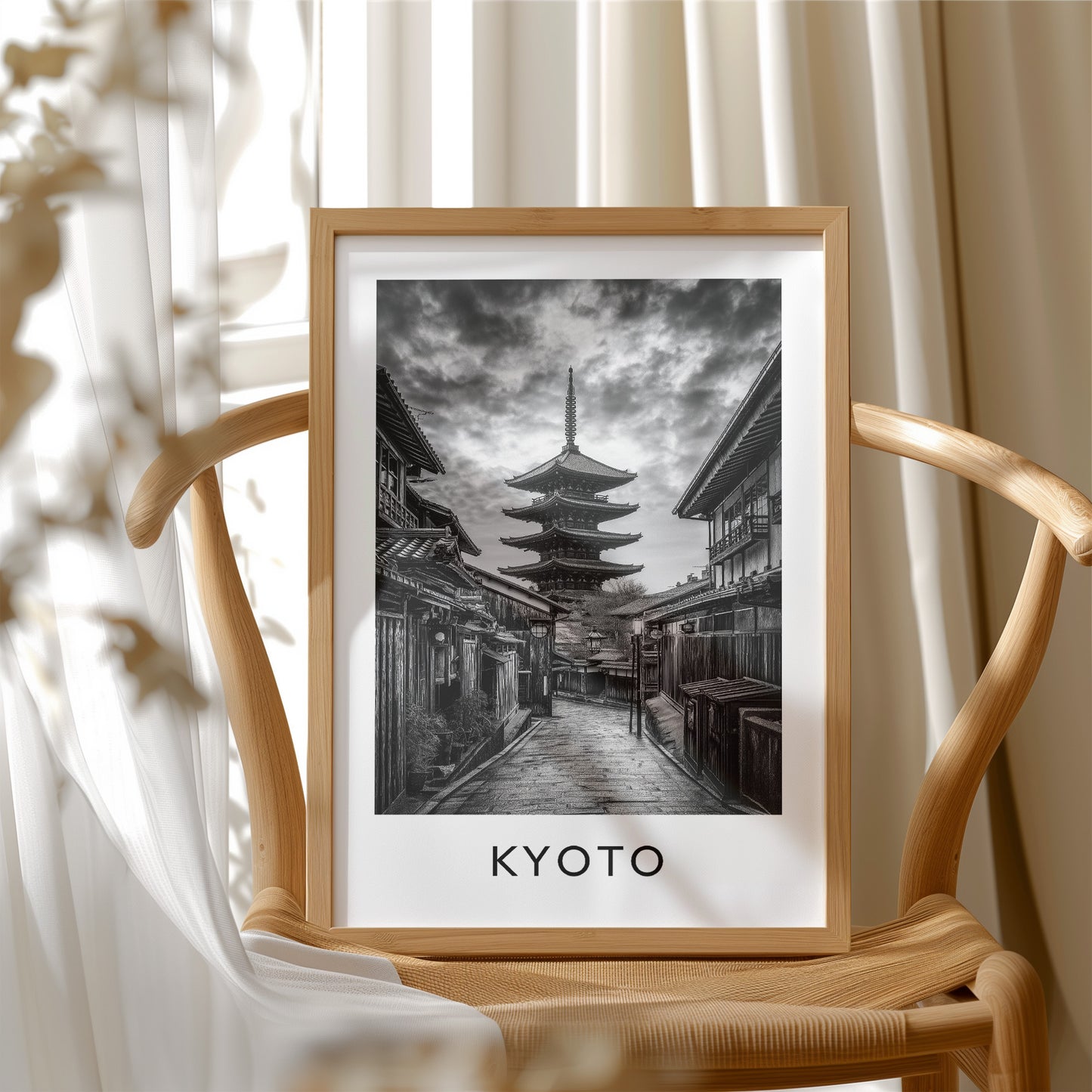 Yasaka Pagoda, Lantern Lane